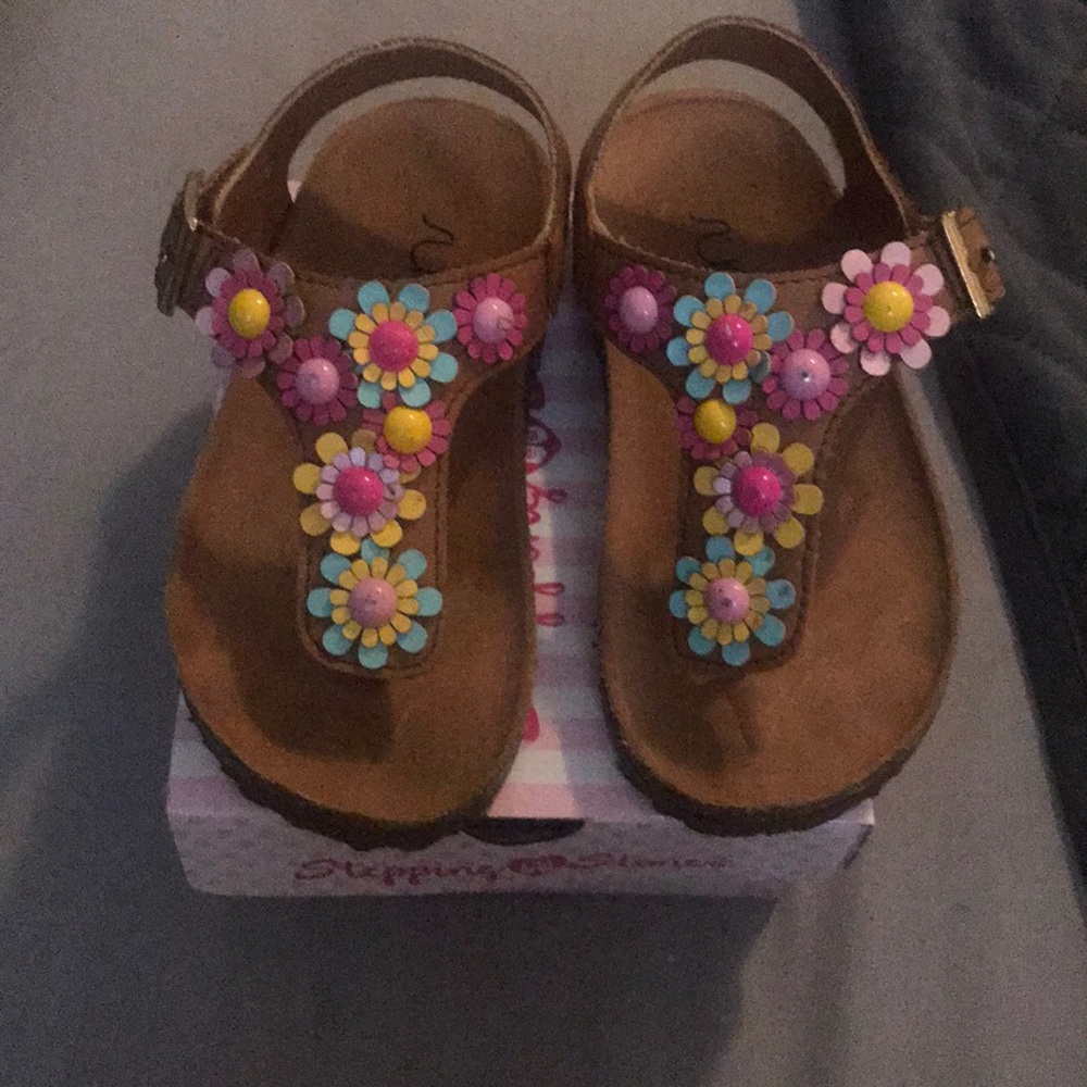 Little girls flower spring/summer sandals